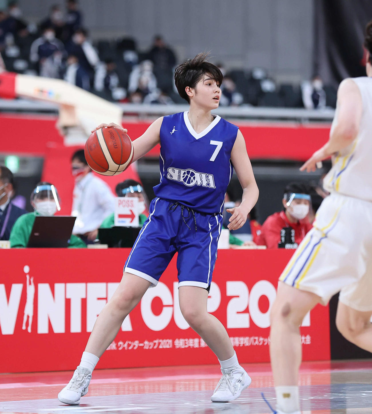 八雲学園対昭和学院　第4Q、ドリブルする昭和学院・田平（C）JBA