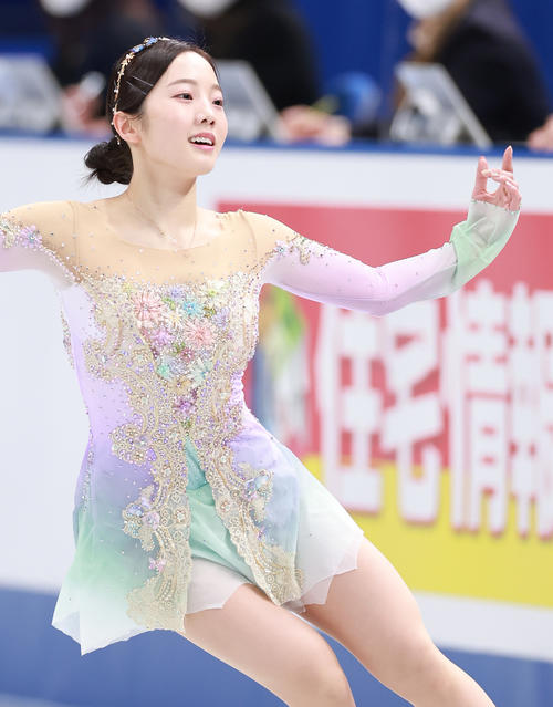 女子フリーの演技をする本田（撮影・垰建太）