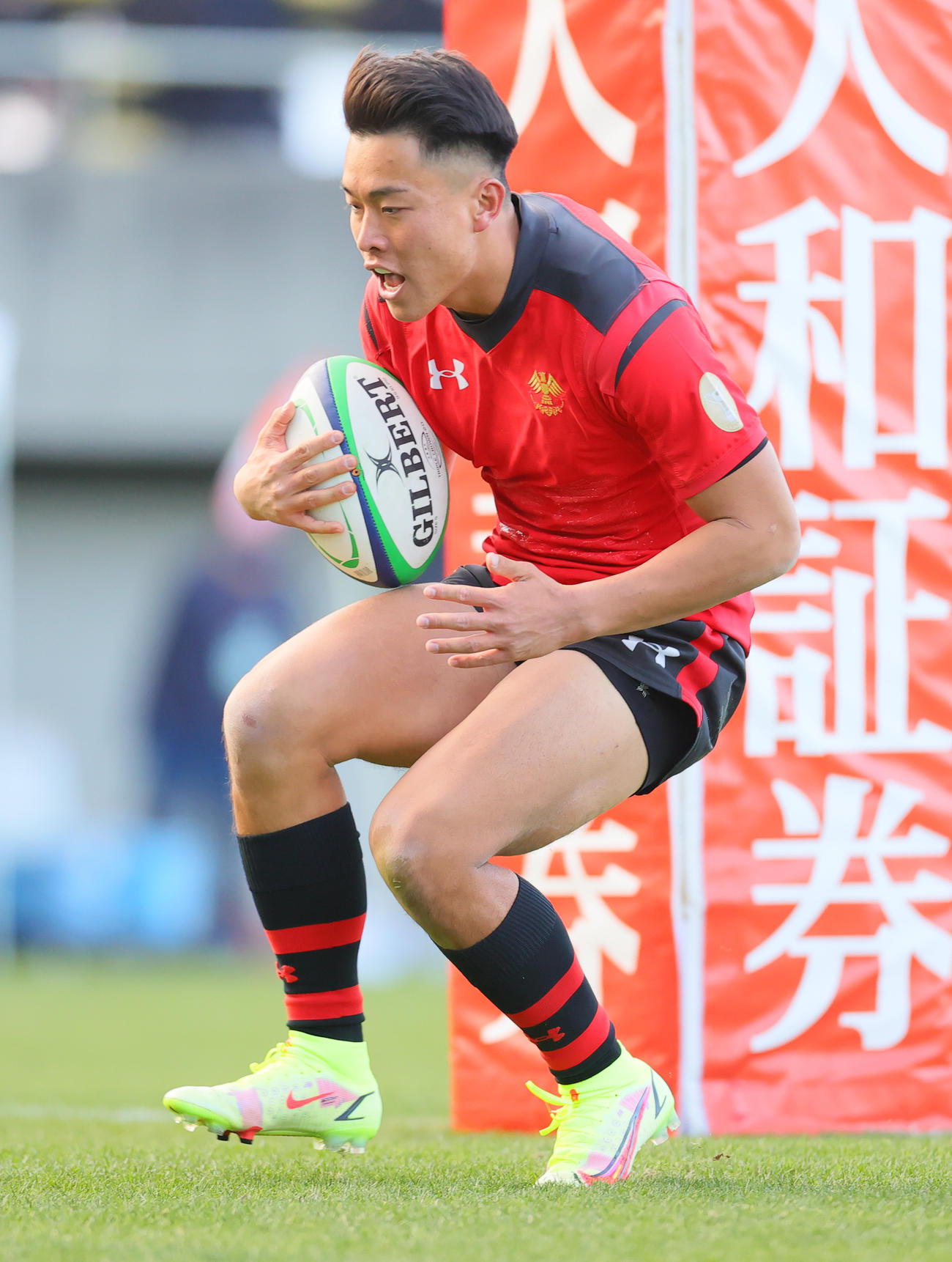 帝京大対同大　前半、トライを決める帝京大WTB高本とむ（撮影・野上伸悟）