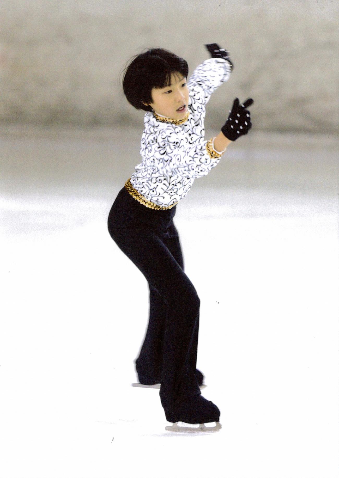 小４の全日本ノービスで演技する羽生結弦