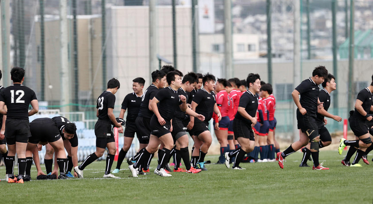静岡聖光学院対高知中央　静岡聖光学院フィフティーンは高知中央に勝利し笑顔を見せる（撮影・加藤哉）