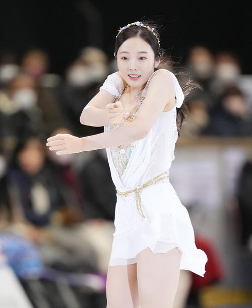 名古屋フィギュアスケートフェスティバルに出場し、演技をする本田真凜（撮影・菅敏）
