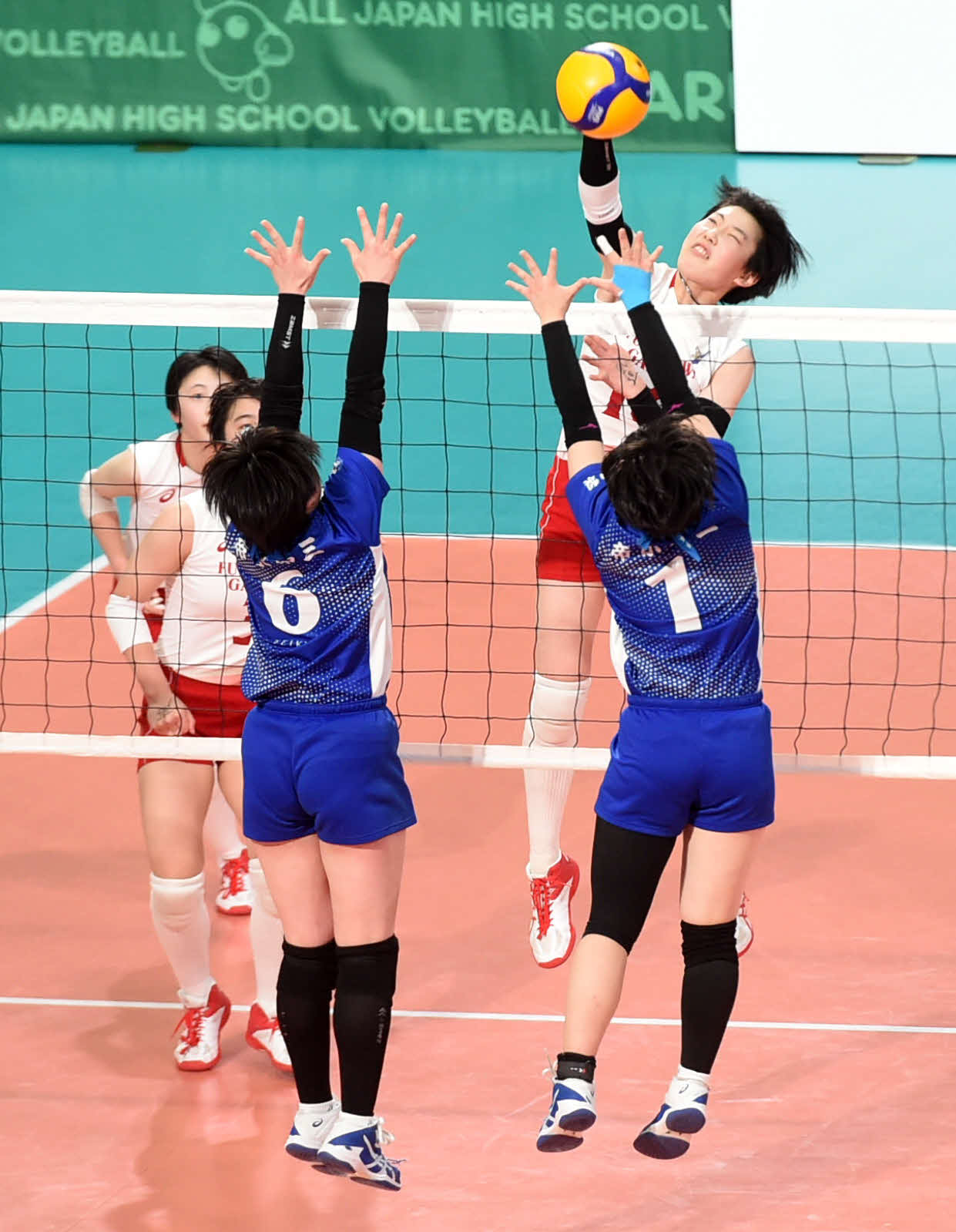 第2S、スパイクを放つ古川学園・阿部