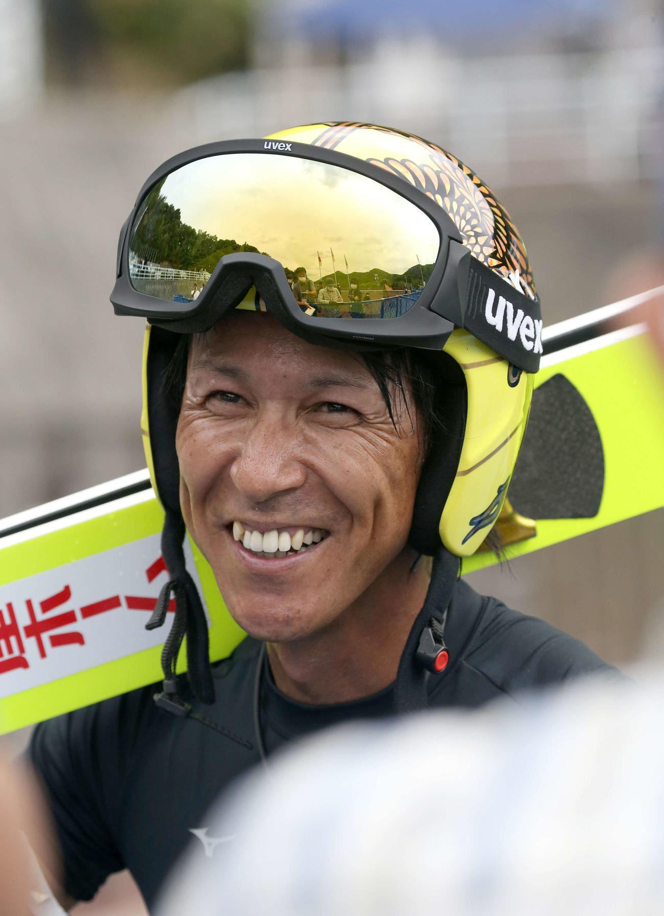 笑顔で囲み取材を受ける葛西紀明（2021年8月1日撮影）
