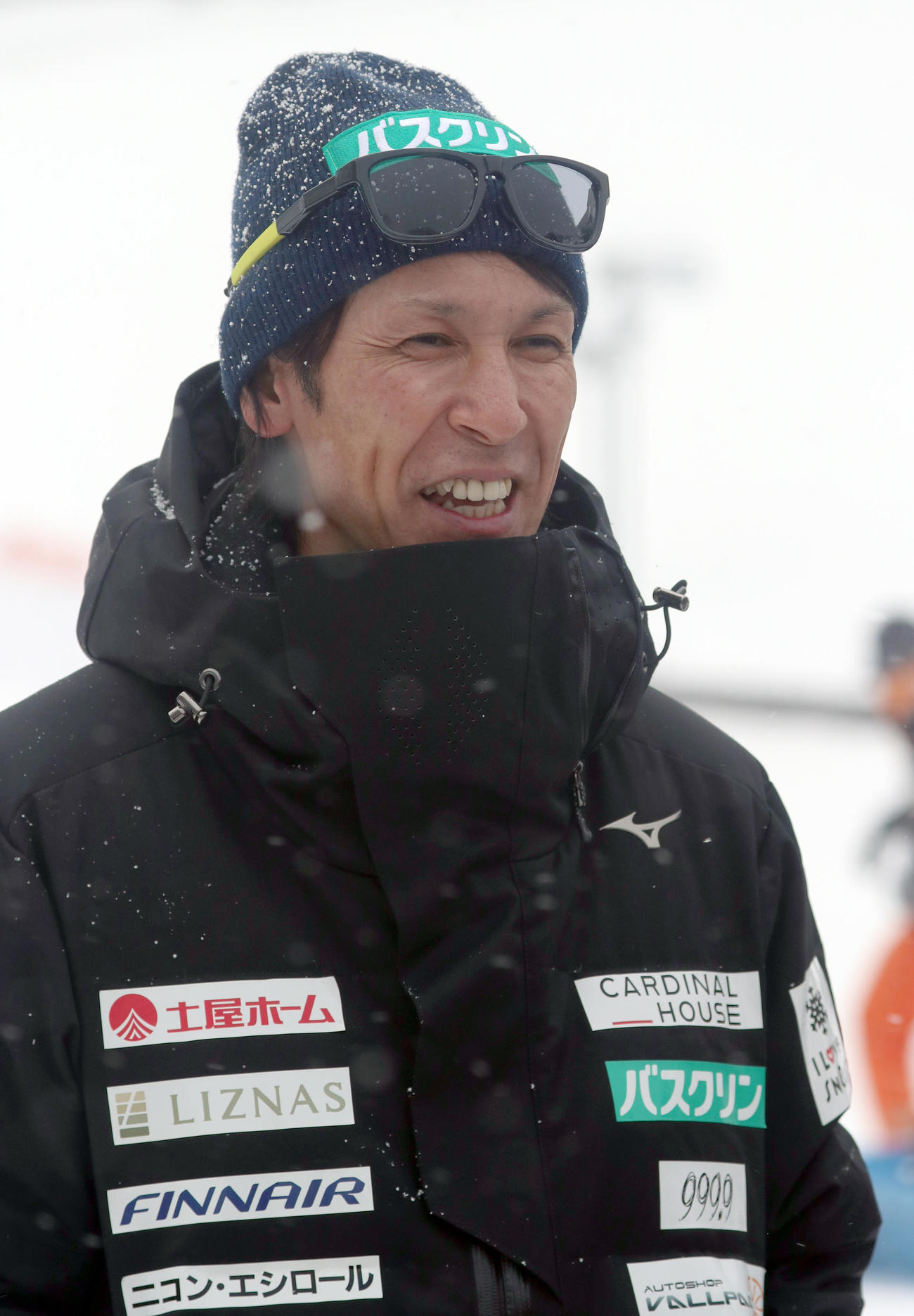 3位で競技を終え囲み取材に応じる葛西（撮影・佐藤翔太）