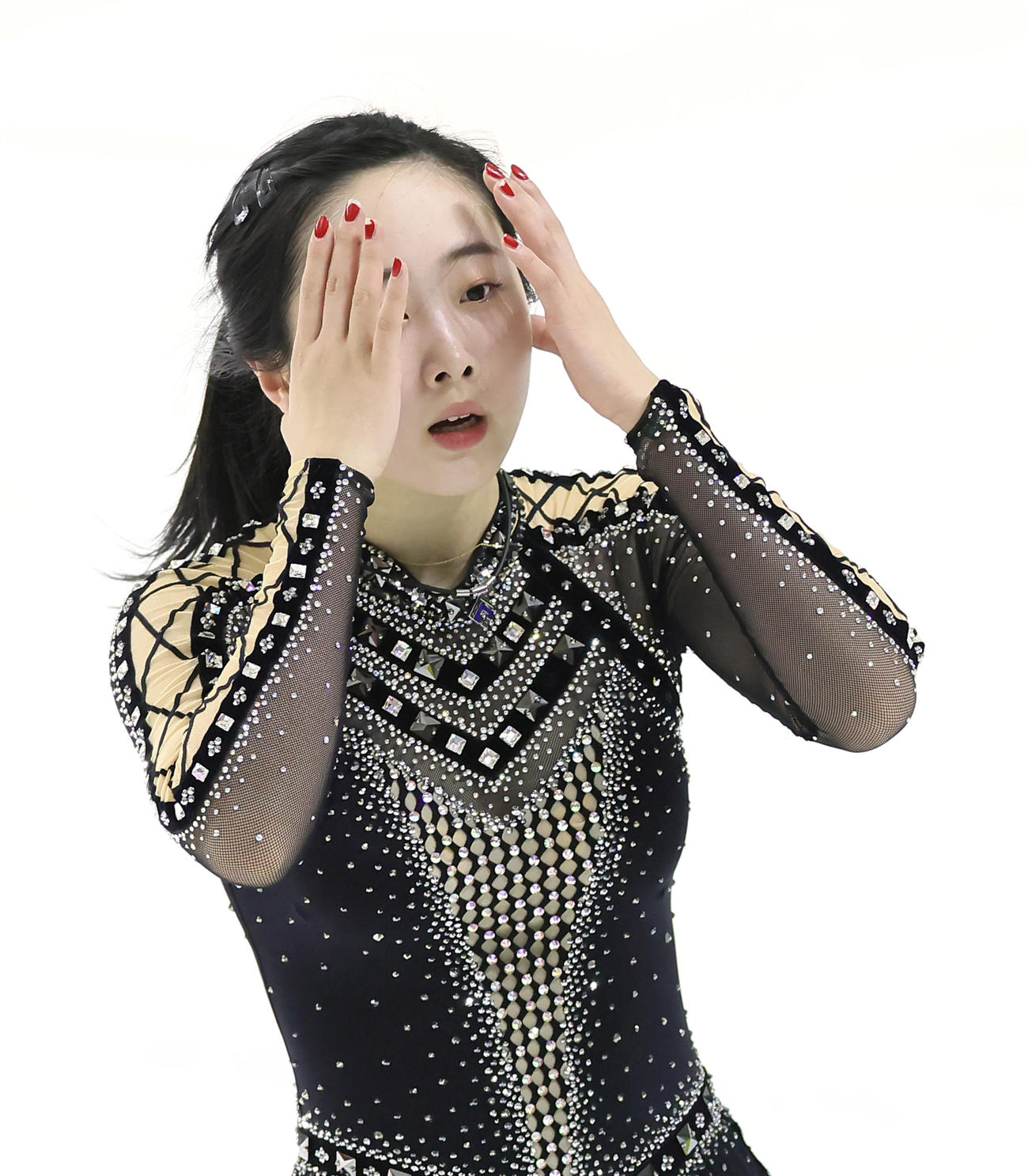 少年女子SPの演技を終え浮かない表情の本田望結（撮影・足立雅史）