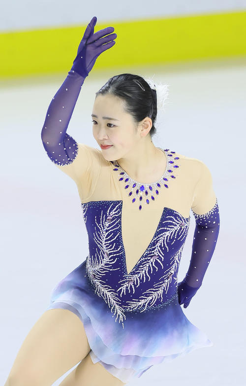 成年女子SPで演技する青木（撮影・足立雅史）