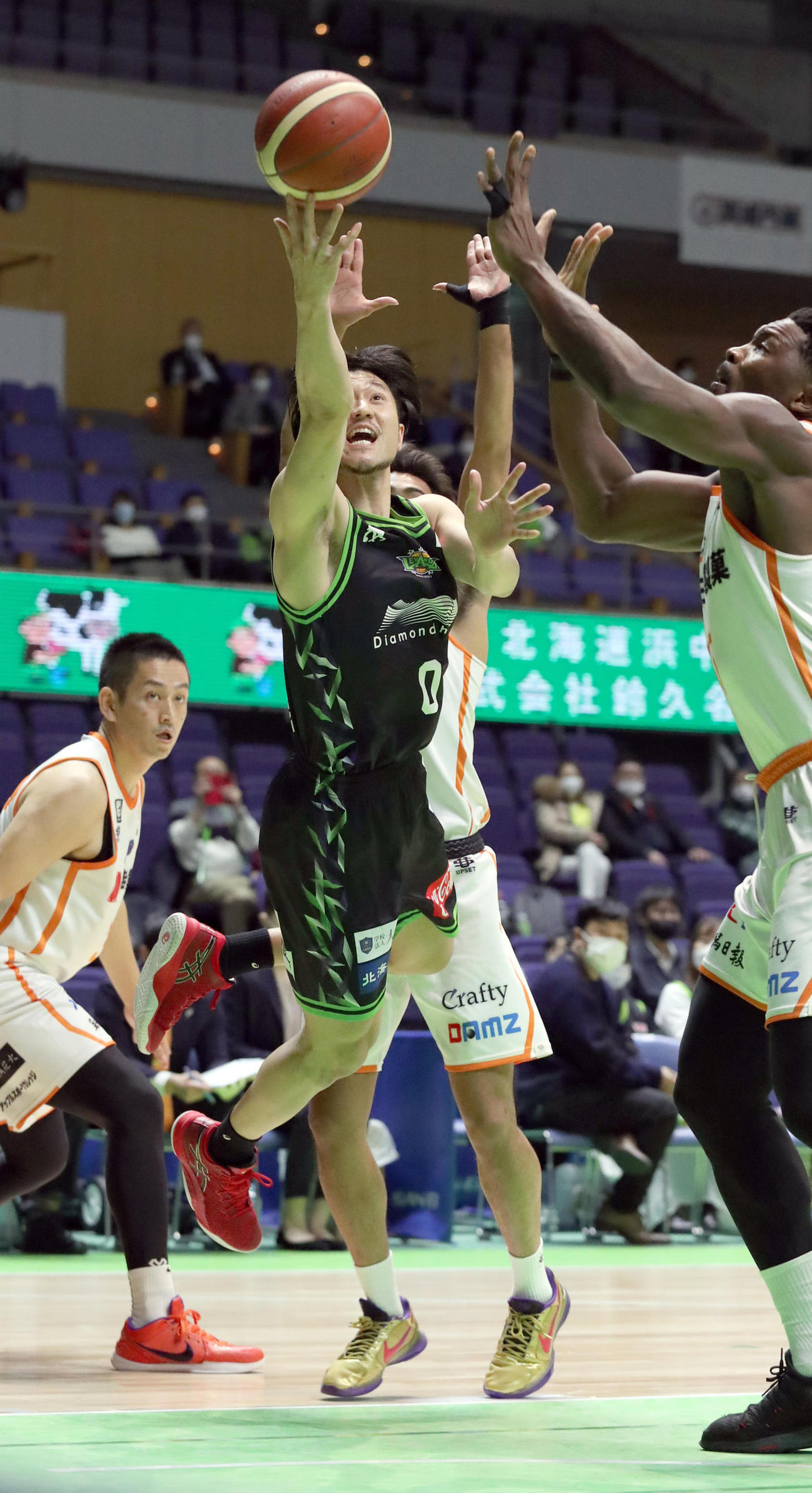 第1Q、シュートを放つレバンガ北海道橋本（撮影・佐藤翔太）