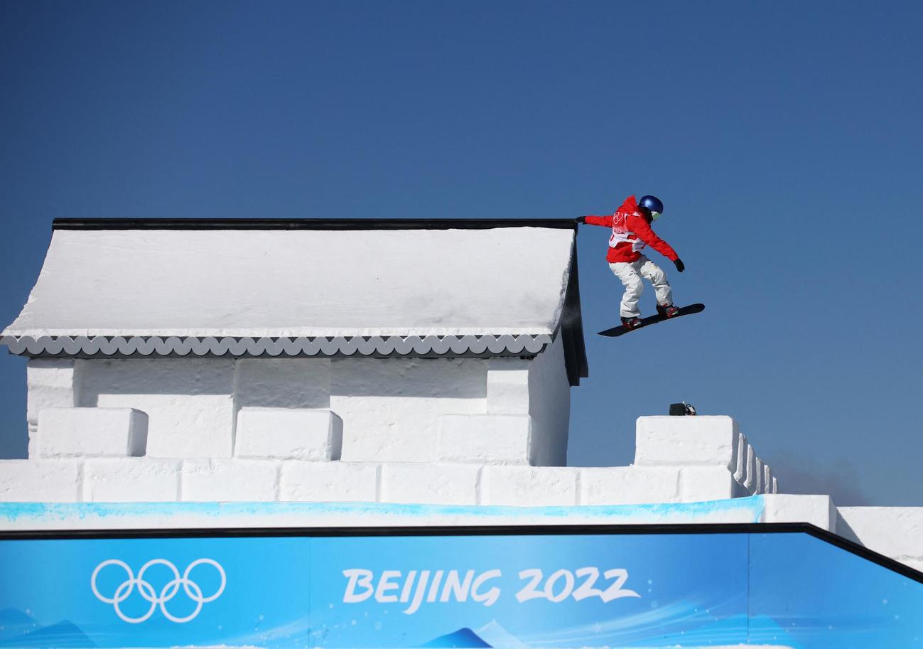 北京五輪、スロープスタイル予選に出場した鬼塚雅（ロイター）