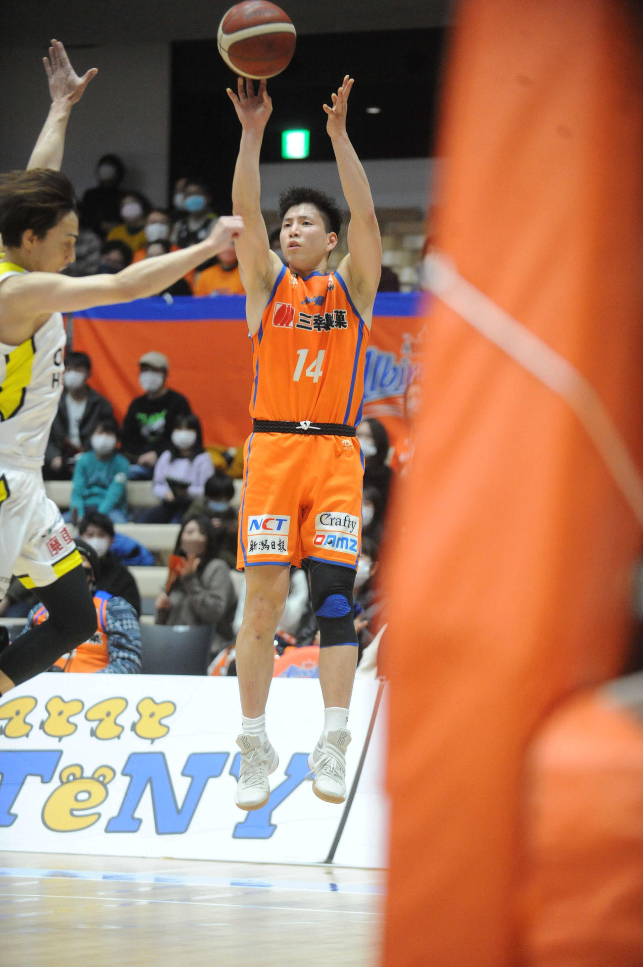 第2Q、木村が3点シュートを決める