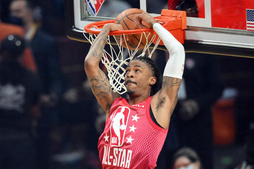 ｎｂａオールスター レブロンらスーパースターが夢の競演 写真特集 スポーツライブ速報写真ニュース 日刊スポーツ
