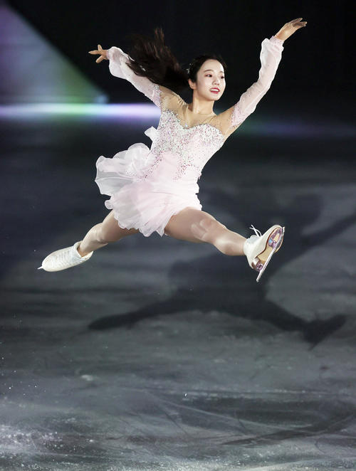 華麗な演技を見せる本田真凜（撮影・野上伸悟）