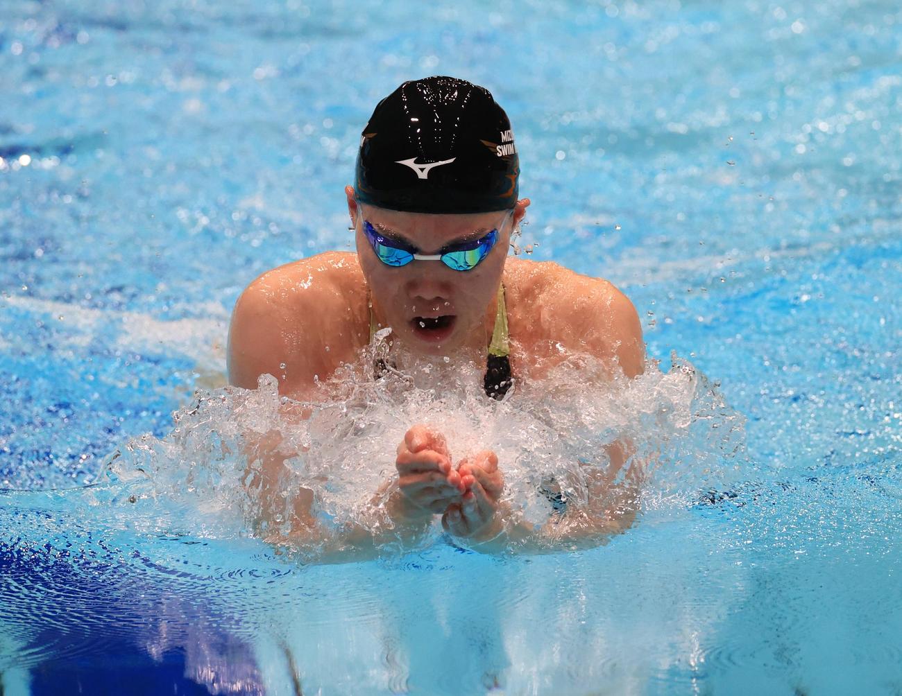 女子100メートル平泳ぎで優勝した青木（代表撮影）
