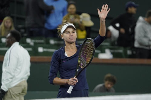 BNPパリバ・オープン2回戦、ストレート勝ちし声援に応えるクデルメトバ（AP）