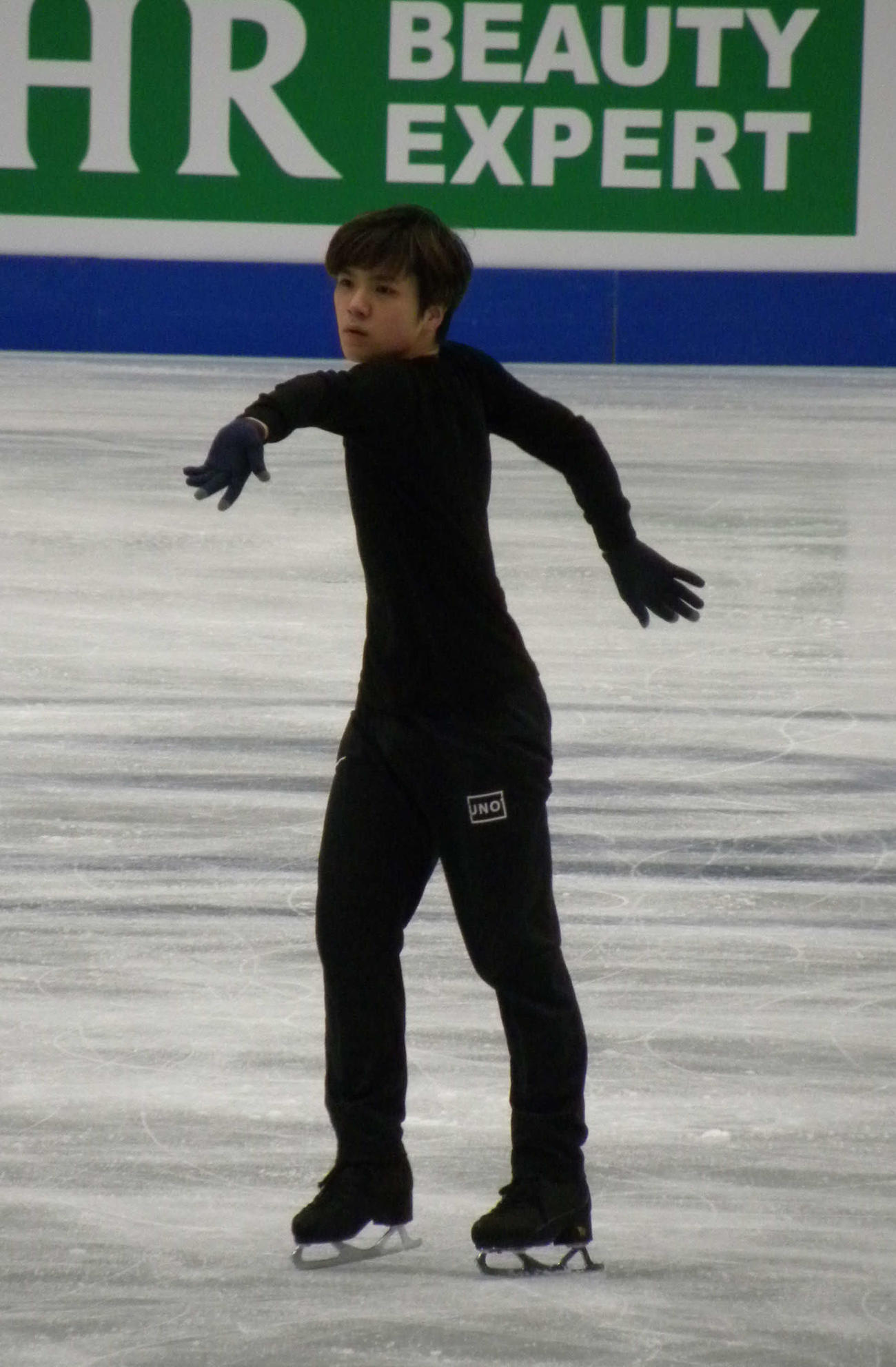 世界選手権男子の公式練習に臨んだ宇野昌磨