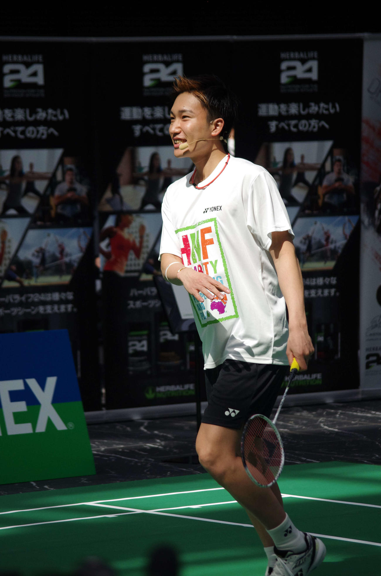 都内で行われたチャリティーイベントに参加したバドミントン男子の桃田（撮影・奥岡幹浩）