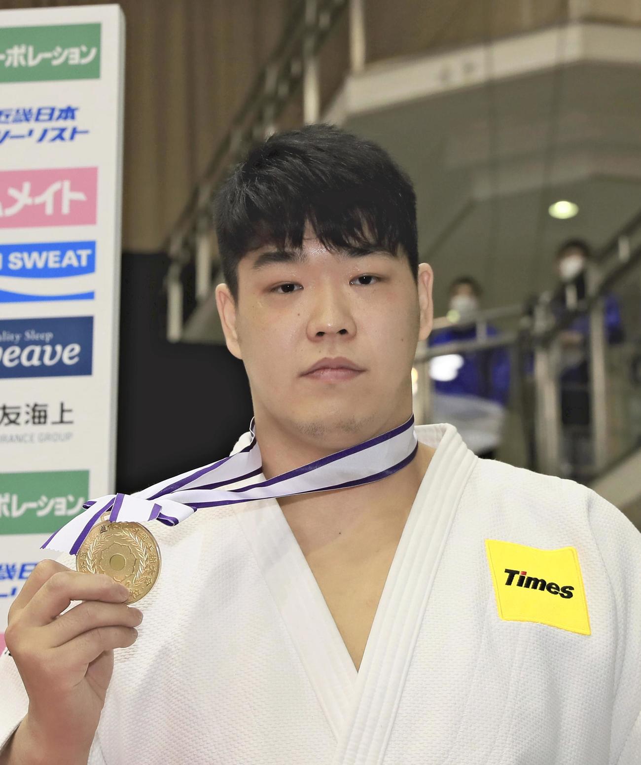 男子100キロ超級で優勝した小川（代表撮影）