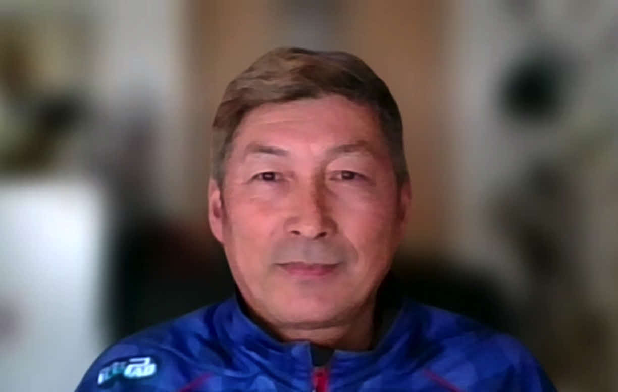 カーリング女子ロコ・ソラーレの小野寺コーチ