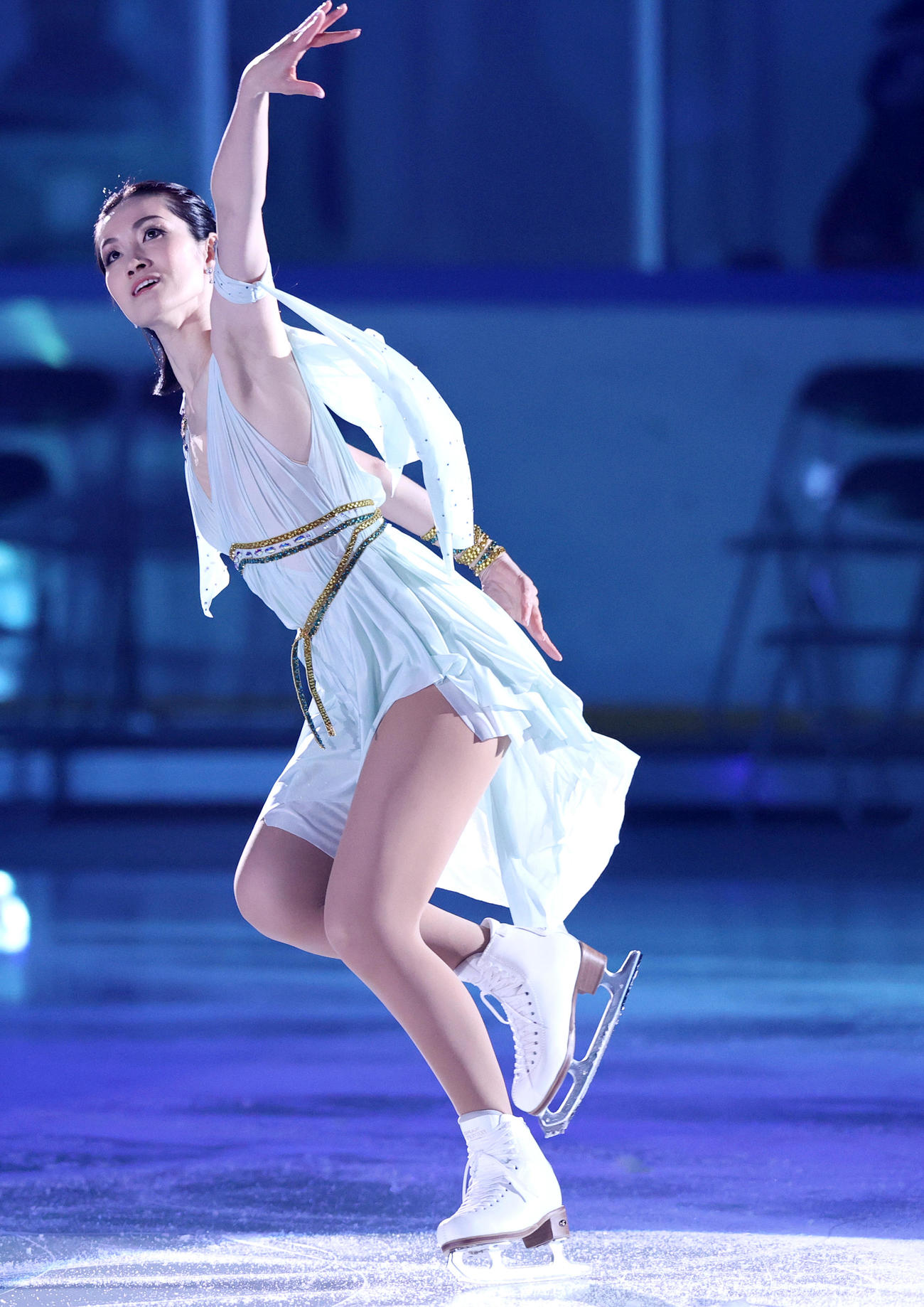 アイスショー「ブルームオンアイス」　華麗な演技を披露する荒川静香（撮影・上山淳一）