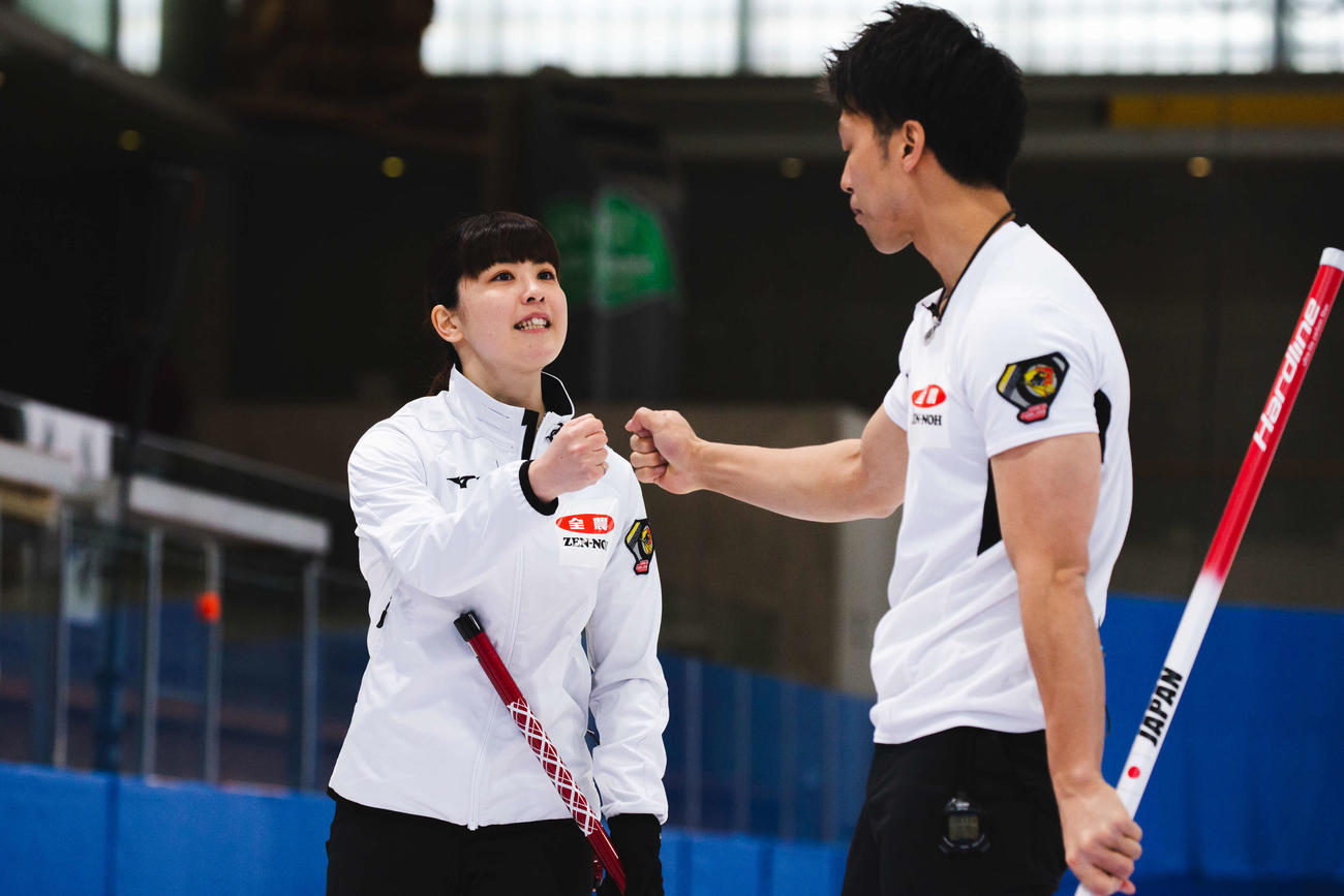 カーリング 松村千秋 谷田康真ペア５連勝で首位タイ デンマークを逆転 ５チーム並ぶ大混戦 スポーツ 日刊スポーツ