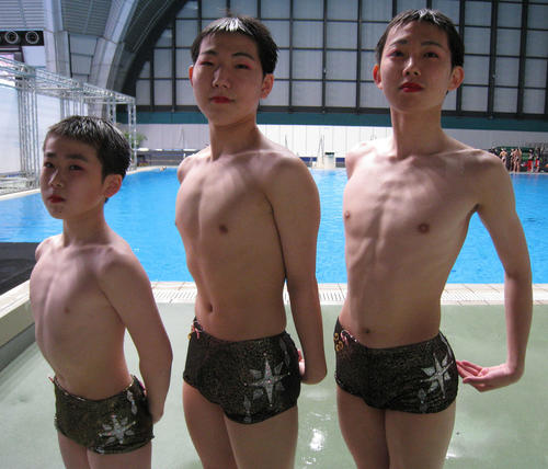 【AS日本選手権】男子３人が同時に泳ぐ歴史的演技 宮城ASC鈴木郡、歩樹、輪の３兄弟