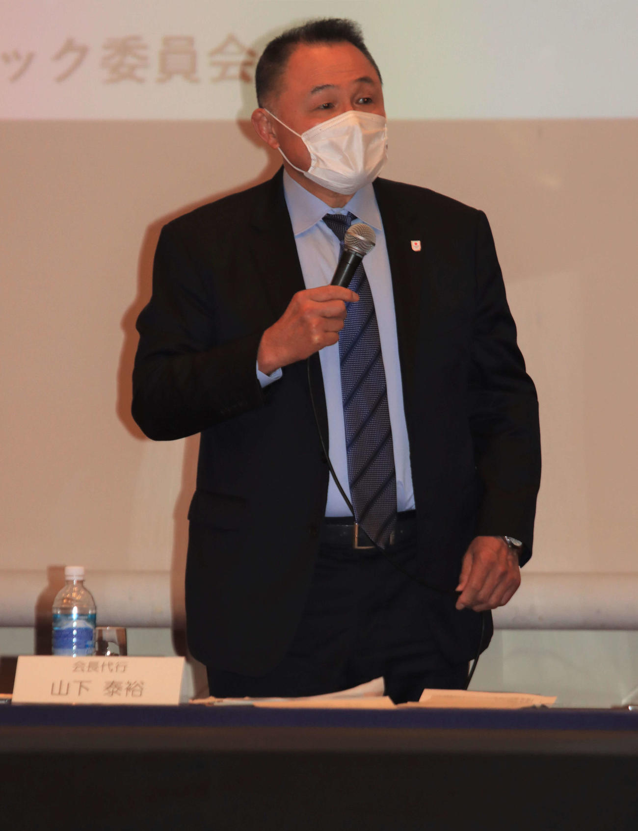 第1回北海道・札幌2030オリンピック・パラリンピックプロモーション委員会であいさつするJOC山下会長（撮影・保坂果那）