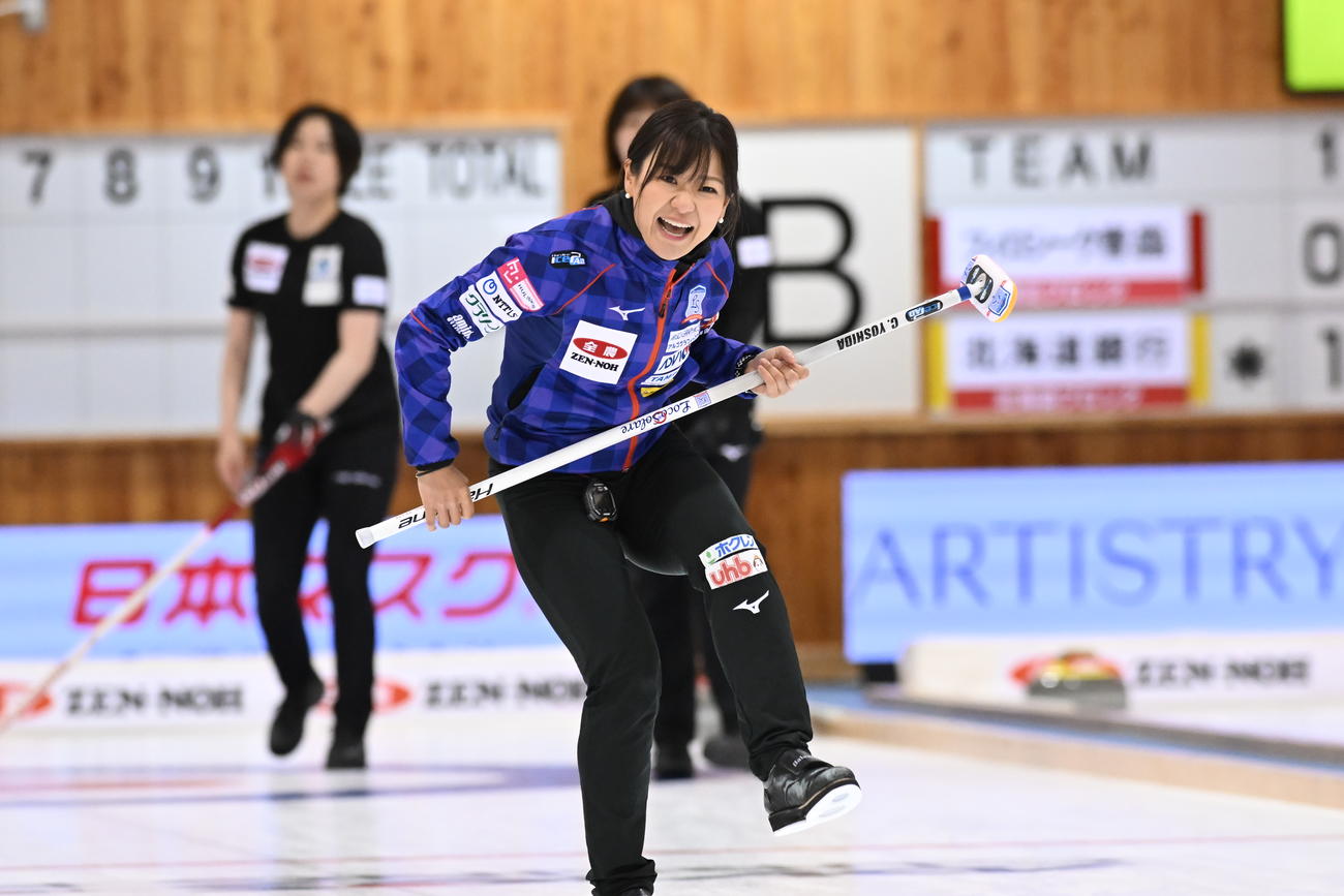 ロコ・ソラーレの吉田知那美（C）JCA