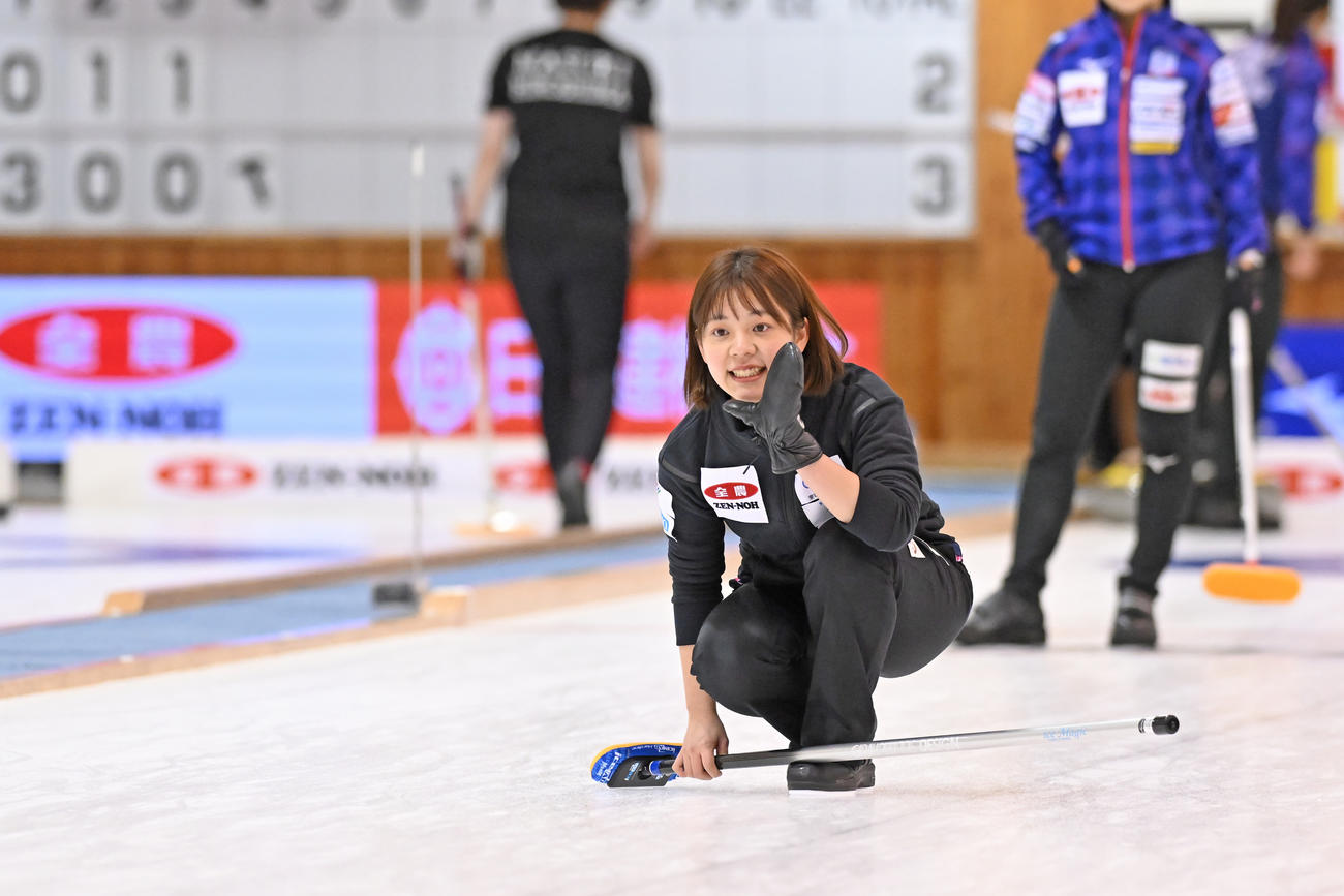 ロコ・ソラーレ戦、指示を出す札幌協会の兼田（C）JCA IDE