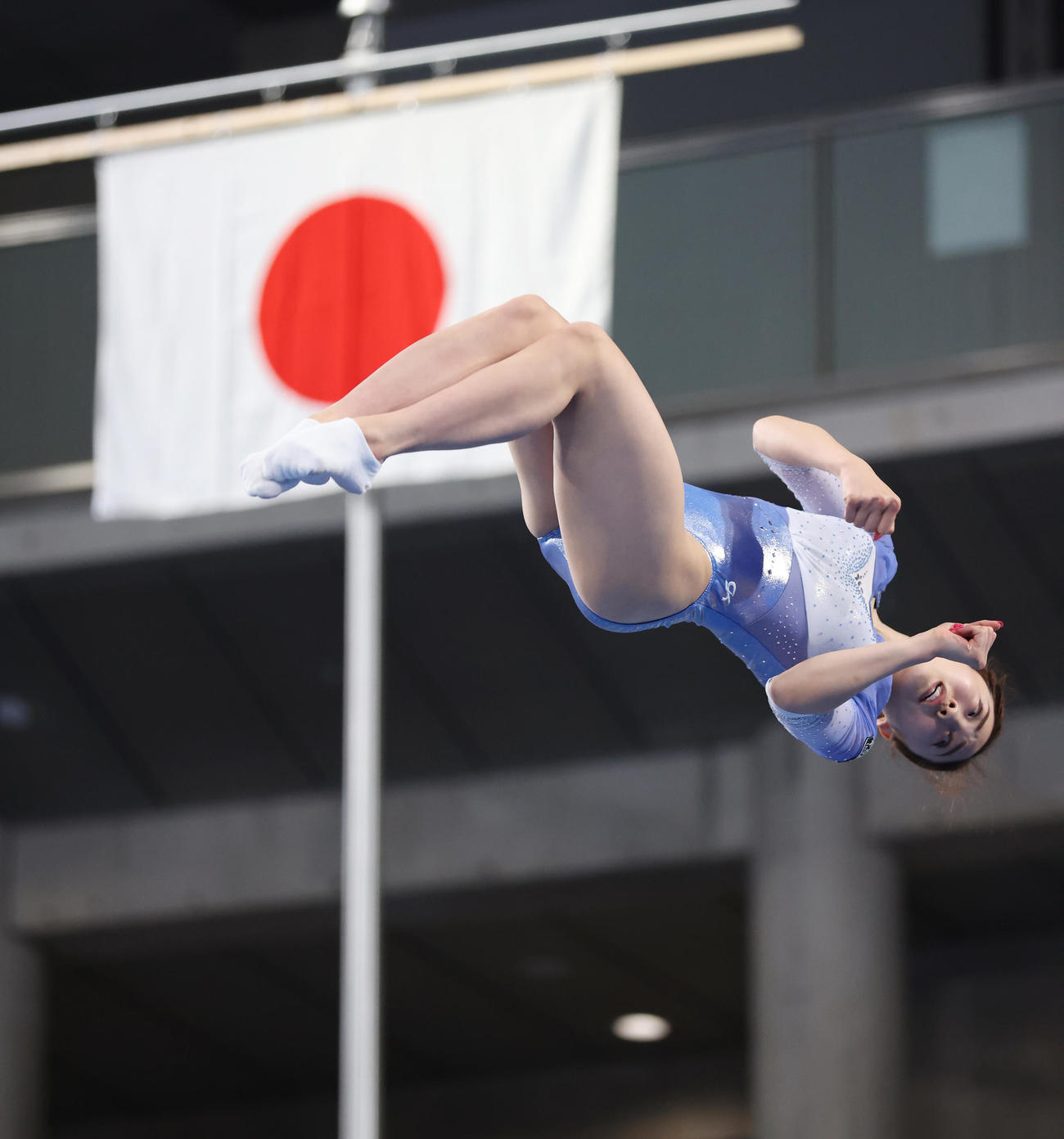 女子予選で演技する森（撮影・垰建太）