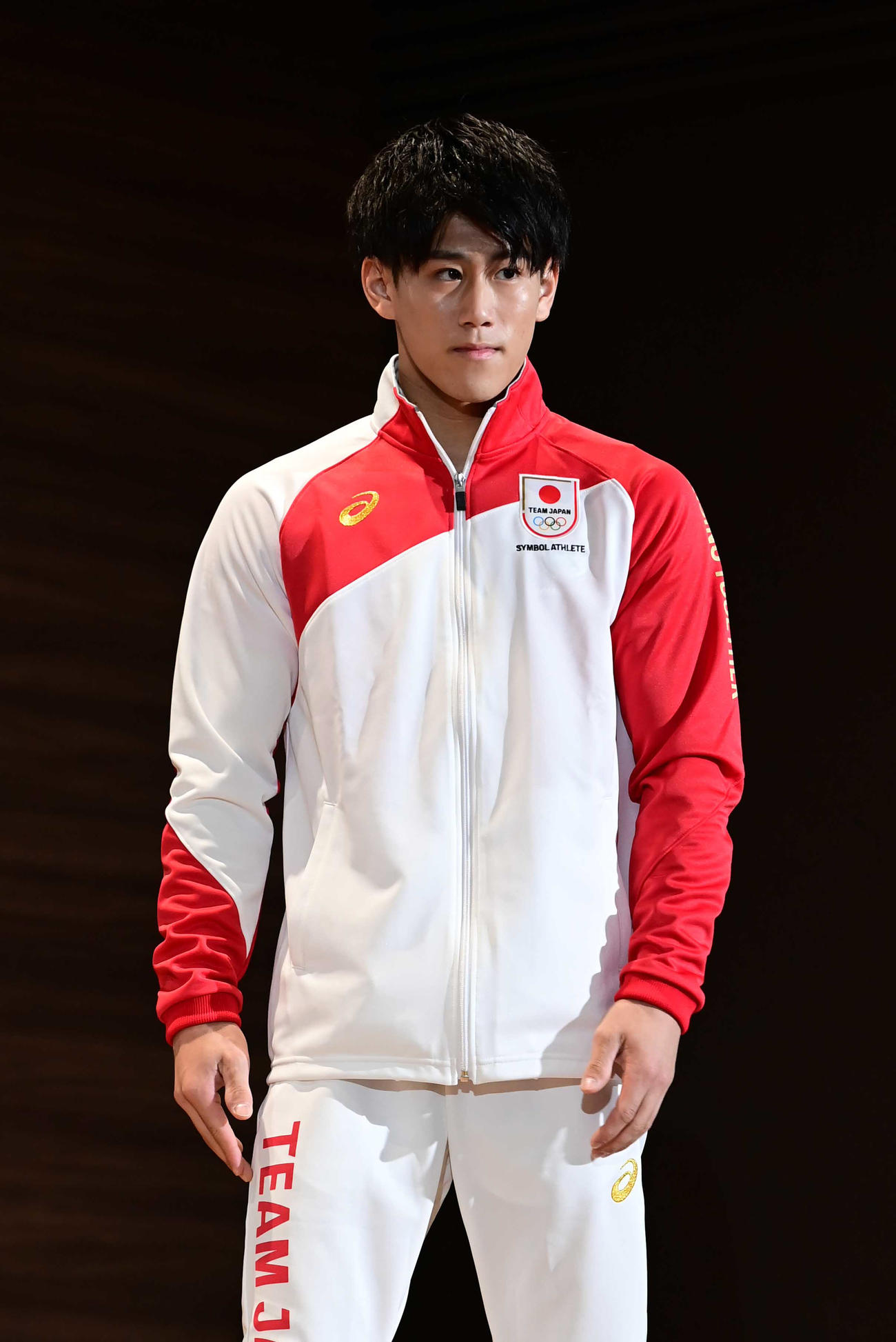 「TEAM JAPANシンボルアスリート・ネクストシンボルアスリート認定式」に臨むシンボルアスリートの橋本（撮影・小沢裕）