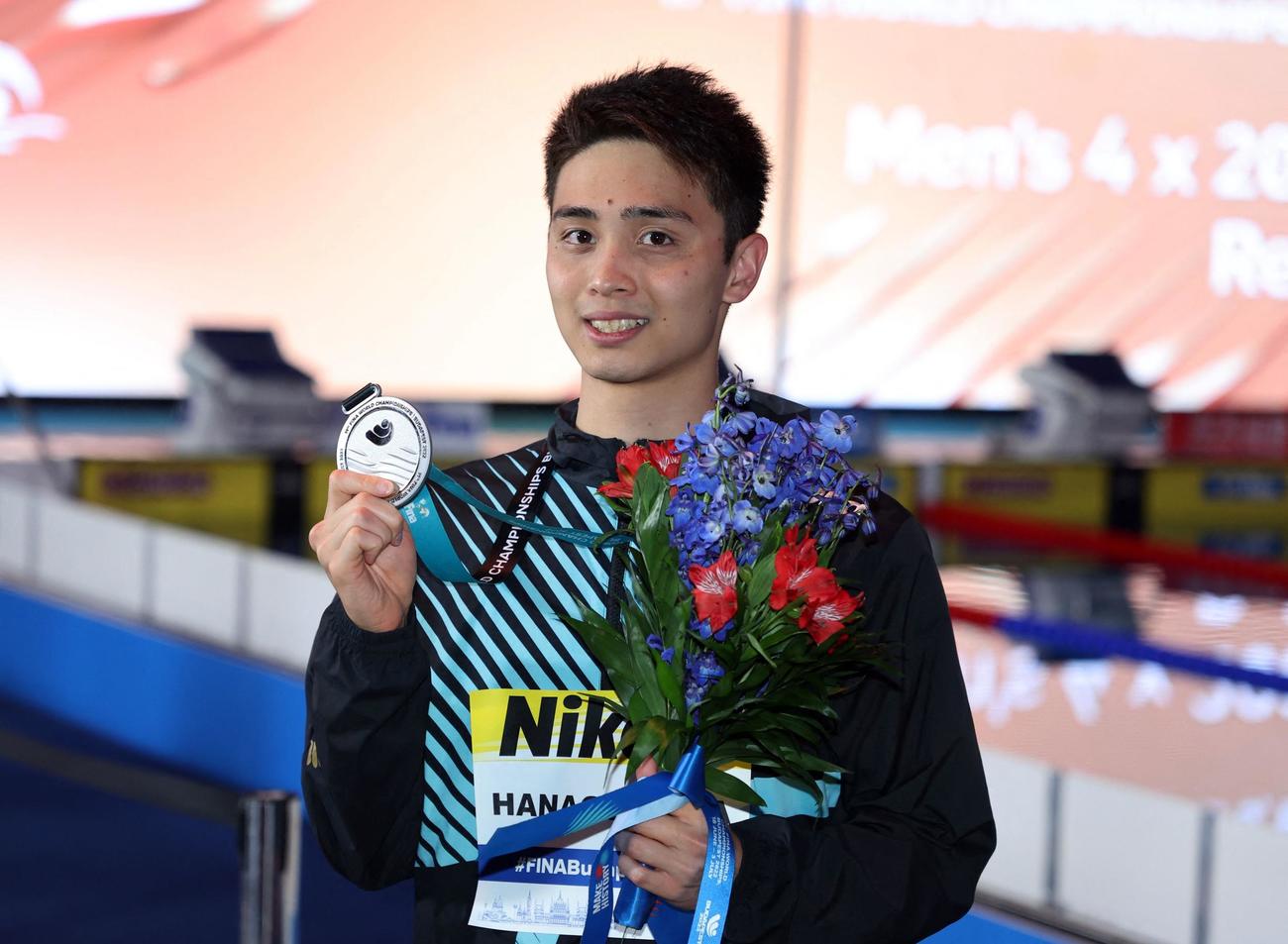 23日、男子200メートル平泳ぎで銀メダルを獲得した花車優（ロイター）