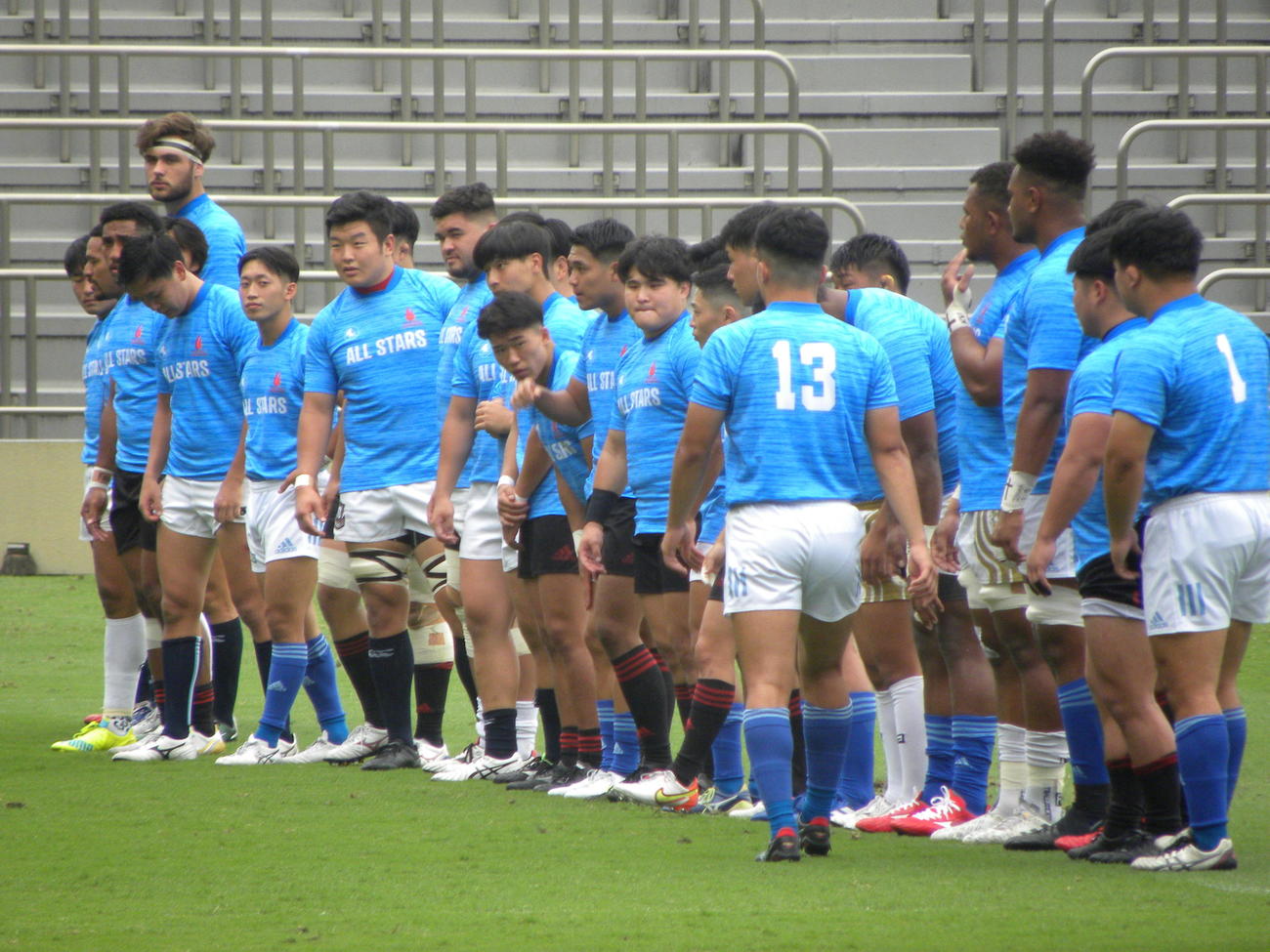関東大学オールスターゲームに臨んだリーグ戦選抜（撮影・松本航）