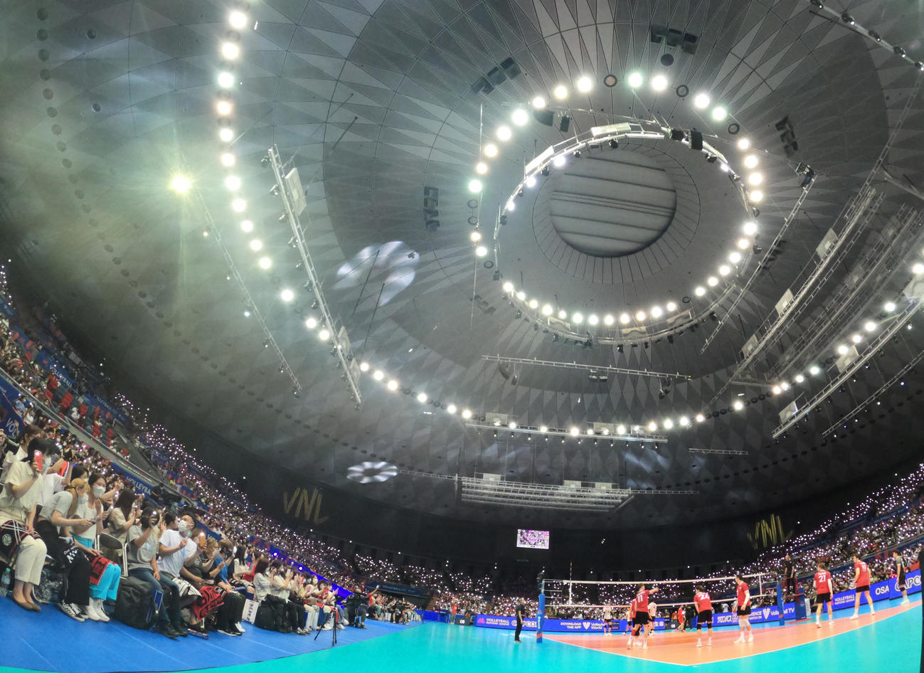日本対カナダ　日本代表の活躍に盛り上がる会場（撮影・上山淳一）