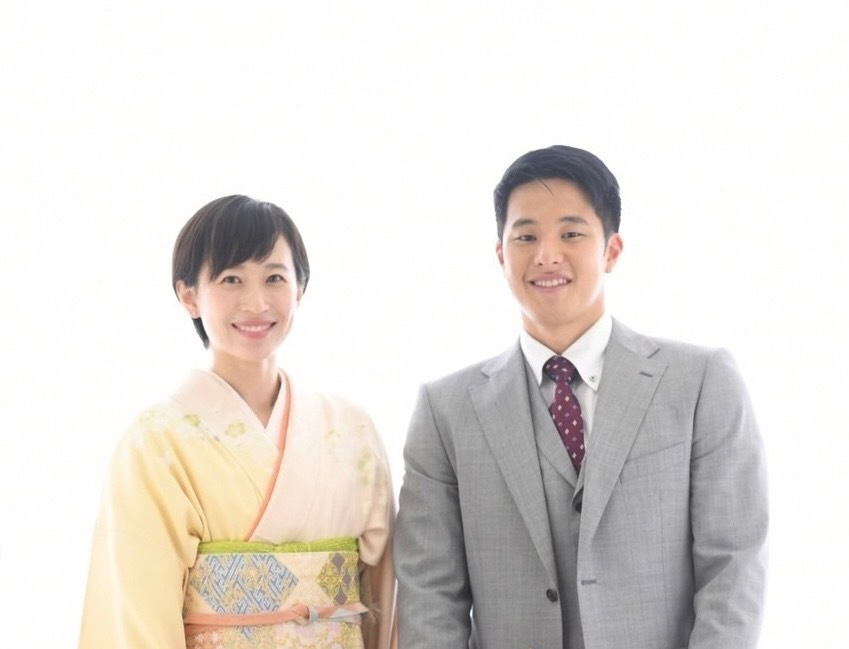 馬淵優佳がブログを開設し、夫の瀬戸大也との２ショットを披露した