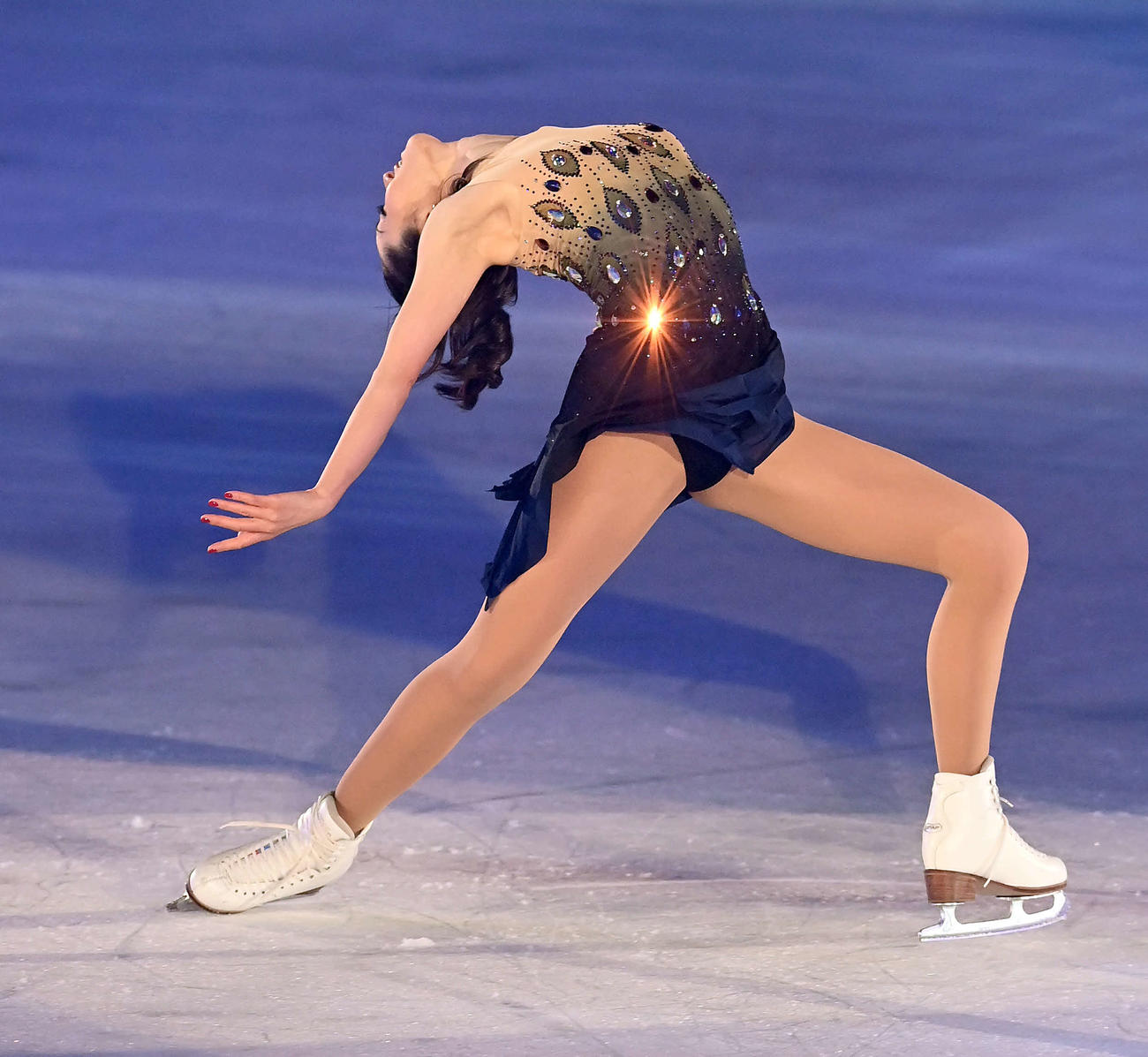 イナバウワーを披露する荒川静香（撮影・たえ見朱実）