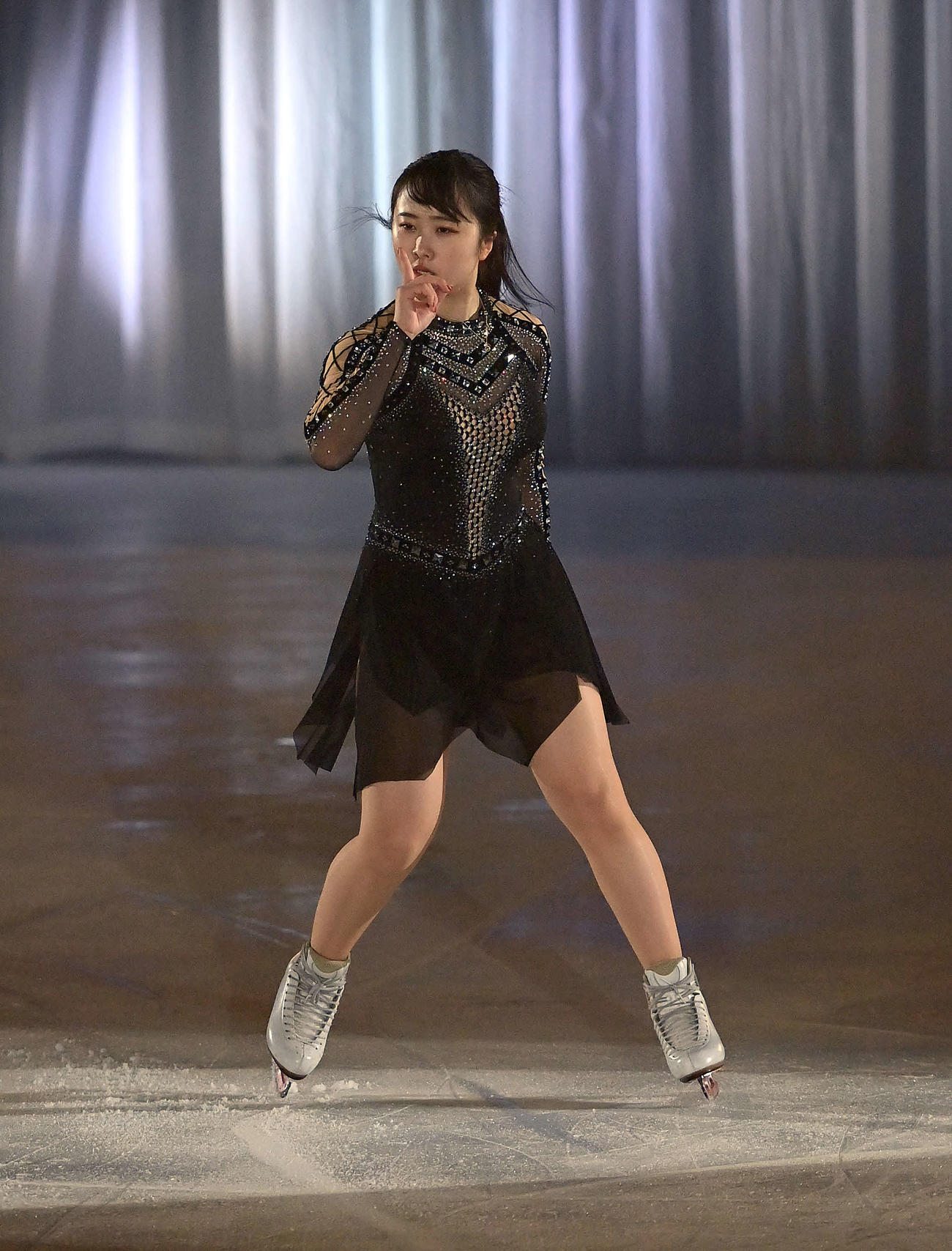 演技を披露する本田望結（撮影・たえ見朱実）