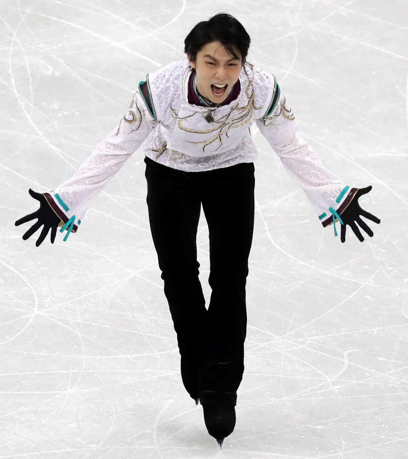 2014年2月14日平昌五輪　フィギュアスケート男子フリー　男子フリーの演技を終え、喜びを爆発させる羽生結弦