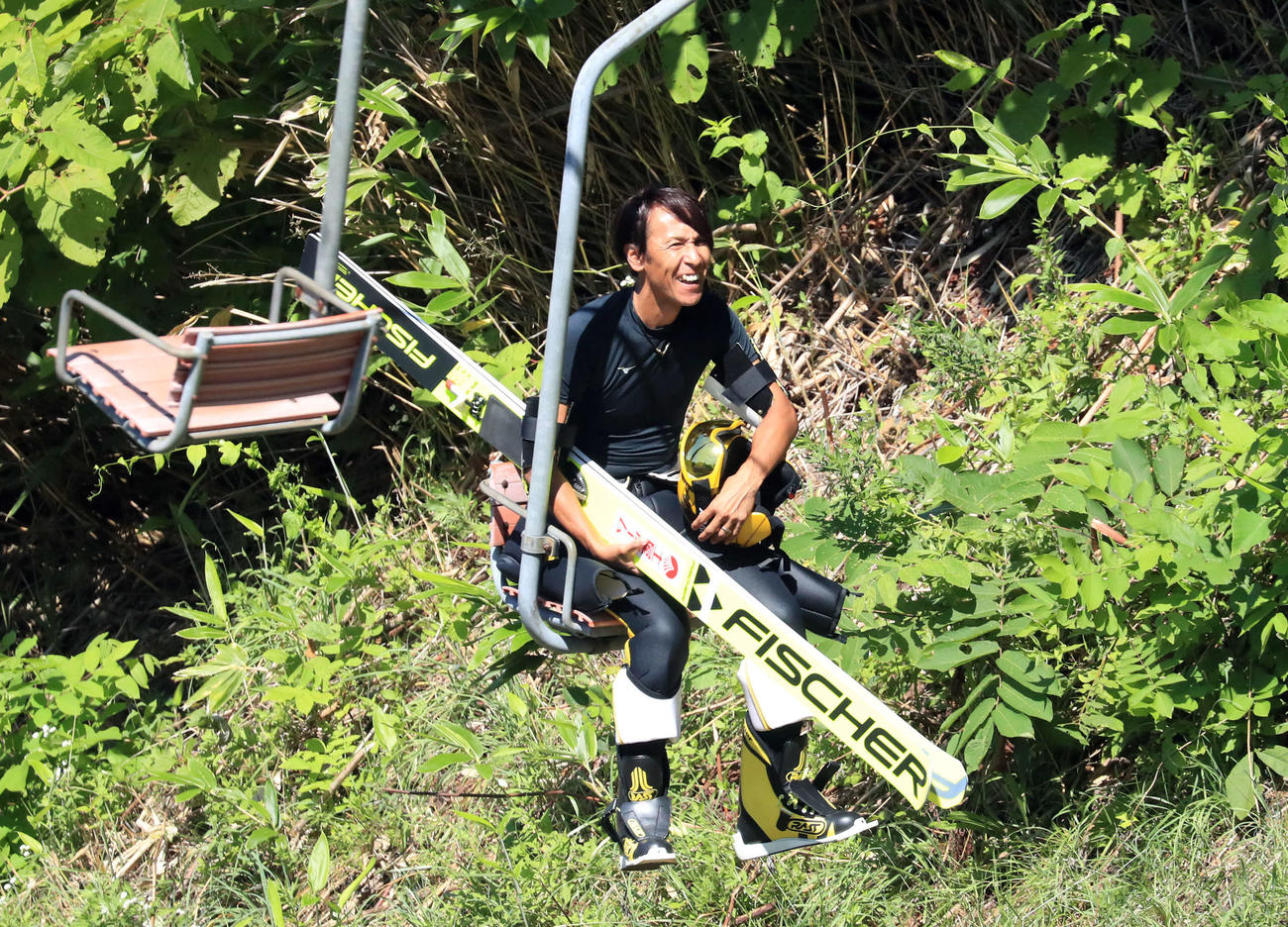 2回目に向かう葛西（撮影・佐藤翔太）