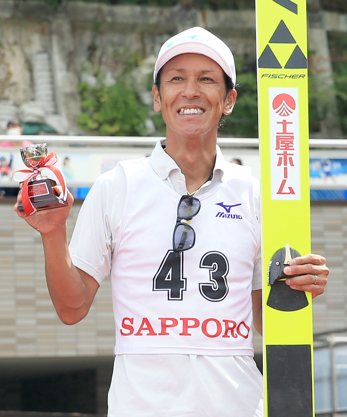 笑顔を見せる5位入賞の葛西（撮影・佐藤翔太）