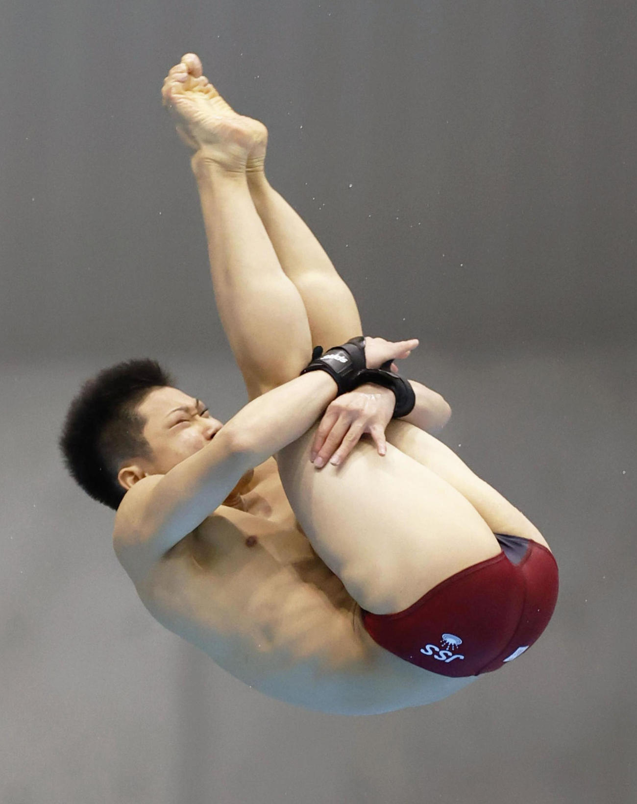 男子高飛び込みで優勝した玉井