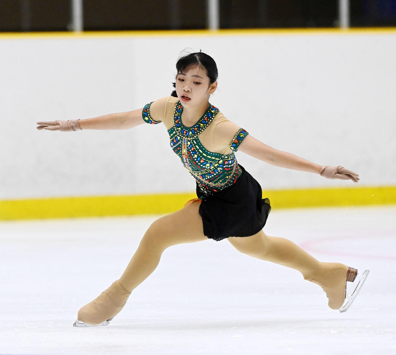 げんさんサマーカップジュニア女子SPで演技する今関友梨香（撮影・前岡正明）
