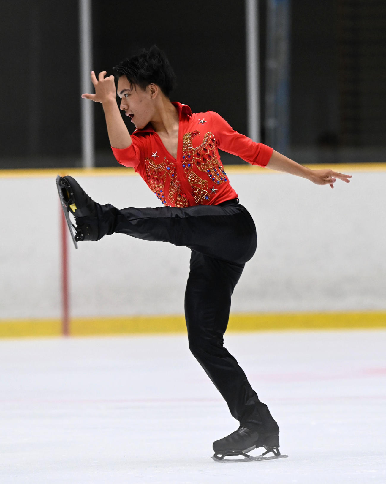 げんさんサマーカップジュニア選手権男子SPで演技する佐々木晴也（撮影・前岡正明）