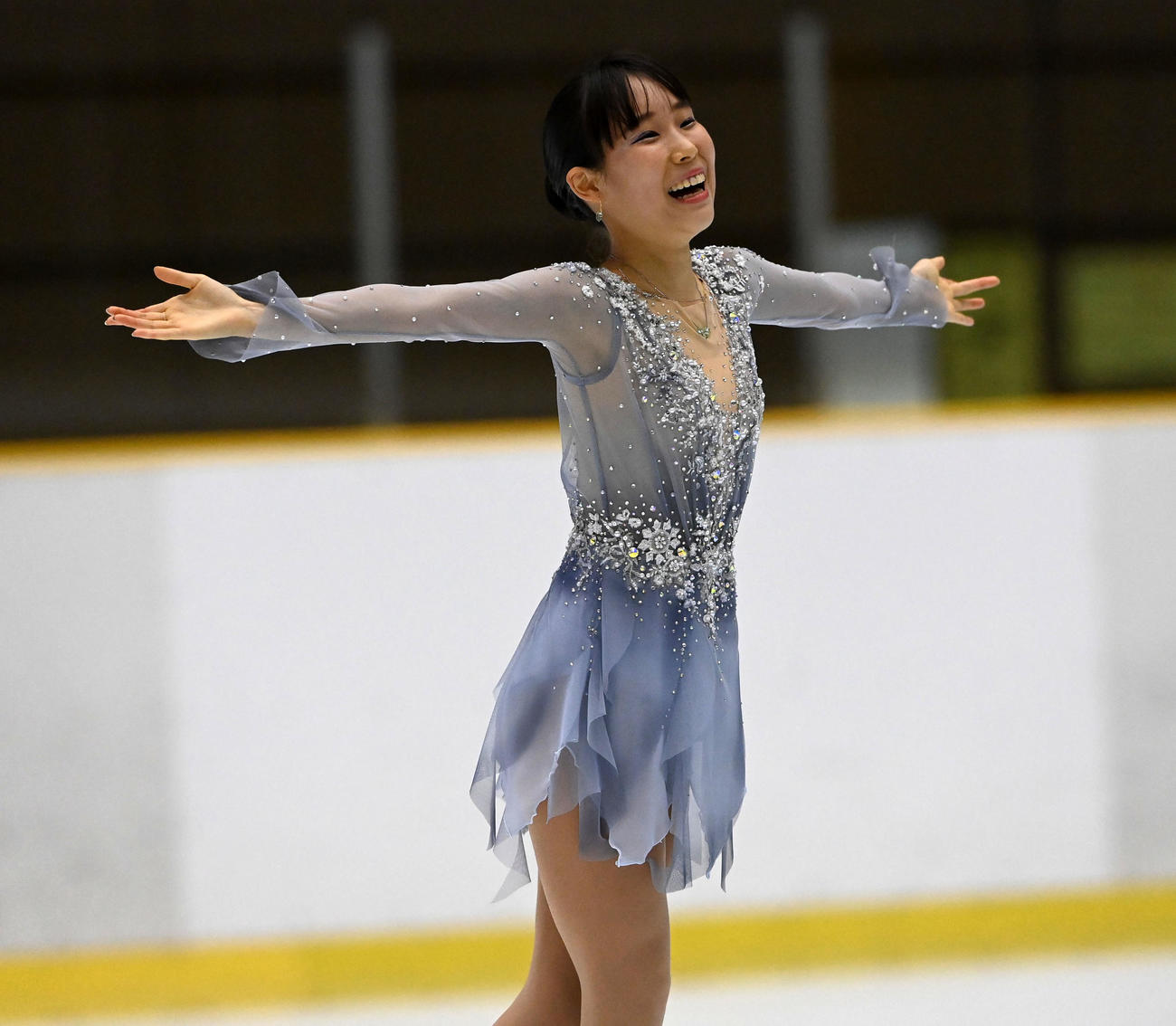 げんさんサマーカップ選手権女子SPで演技を終え笑顔を見せる三原舞依（撮影・前岡正明）