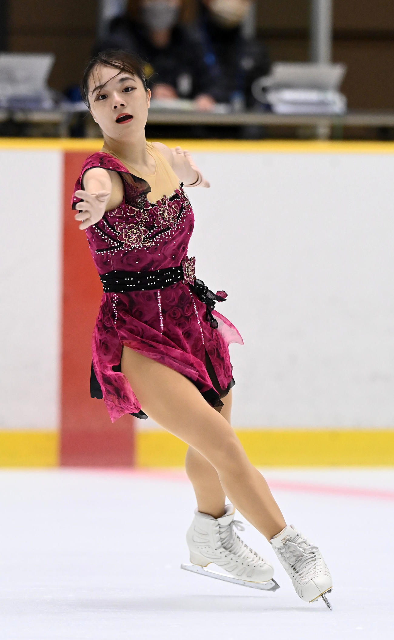 げんさんサマーカップ選手権女子SPで演技する籠谷歩未（撮影・前岡正明）