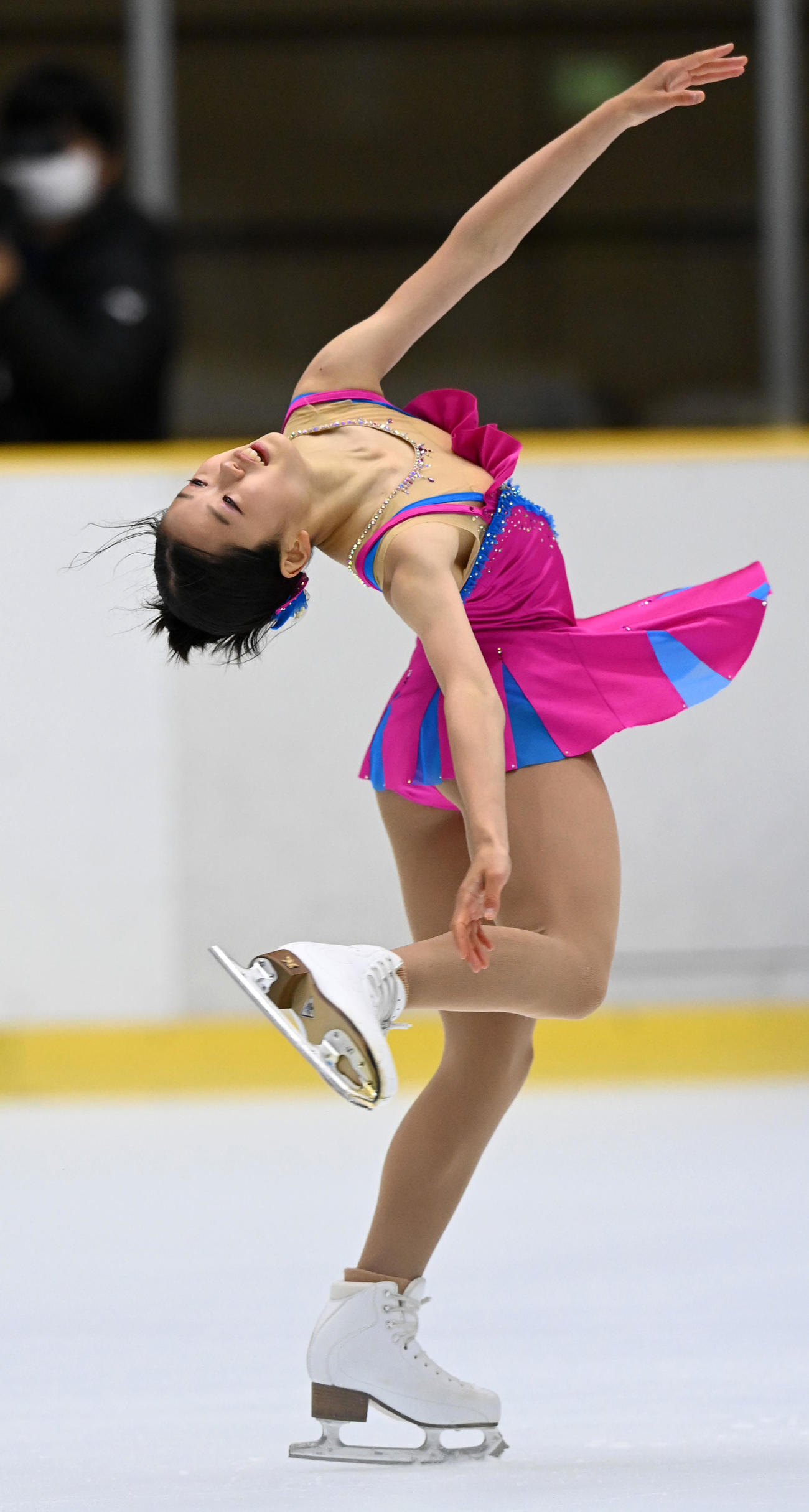 げんさんサマーカップジュニア選手権女子フリーで演技する優勝した山田恵（撮影・前岡正明）