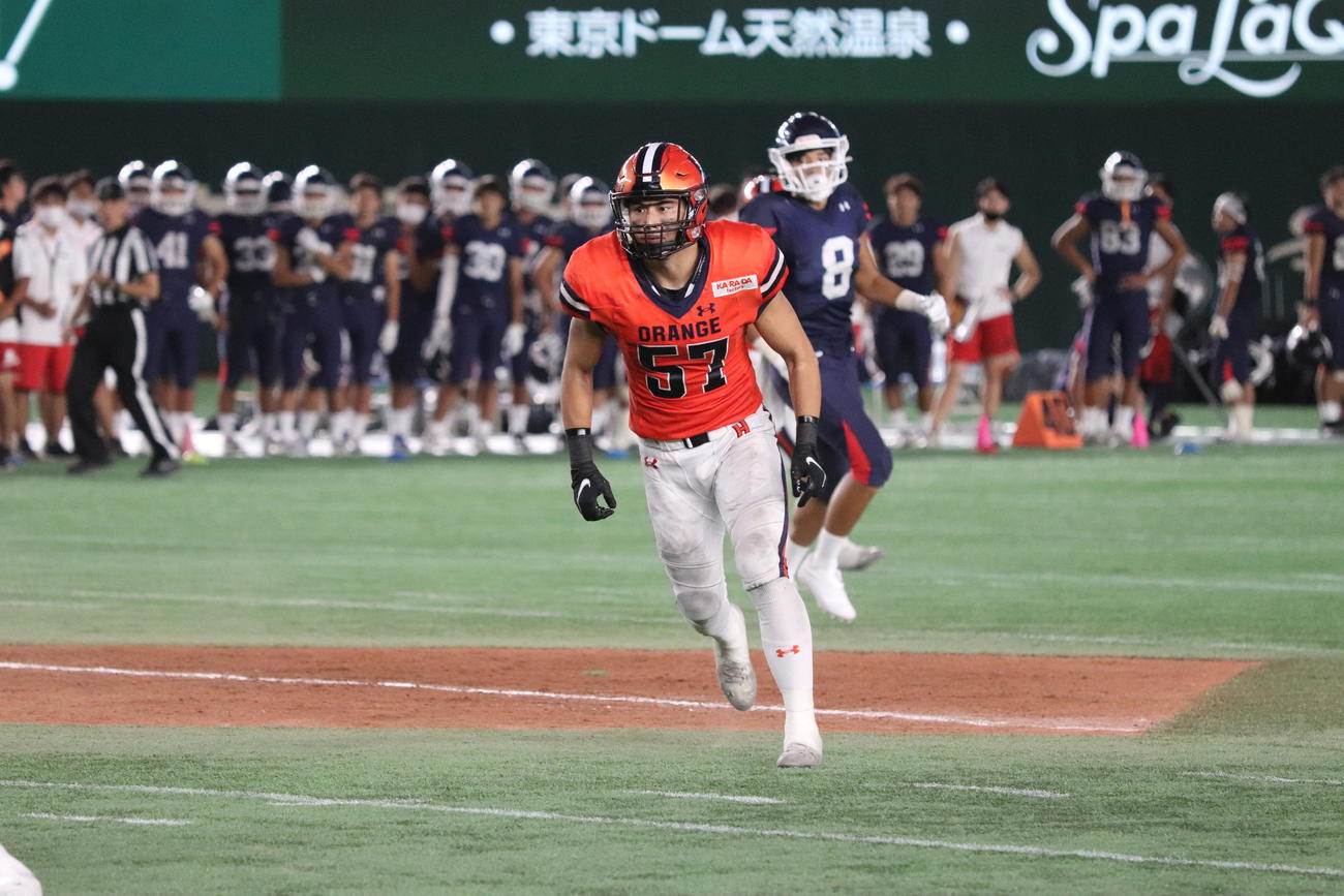 法政対慶応　プレーをする法政大の主将・山田（撮影・星夏穂）