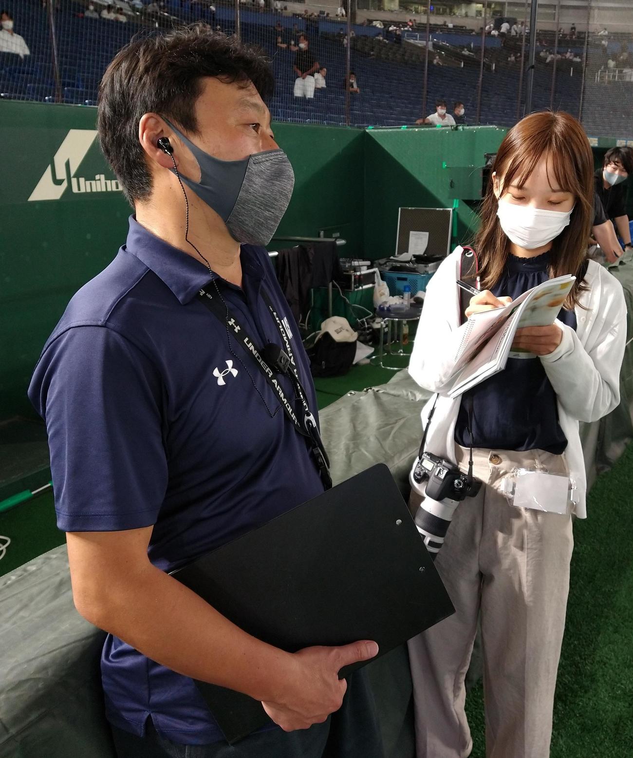 東京ドーム開催の経緯を説明する関東学生アメリカンフットボール連盟の関根恒専務理事