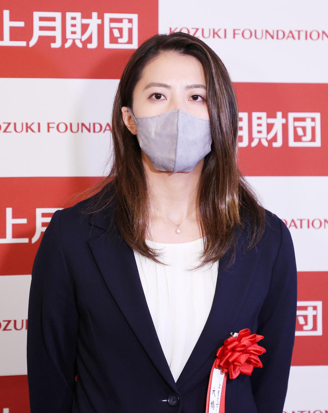 報道陣の質問に答える大橋（撮影・鈴木正人）