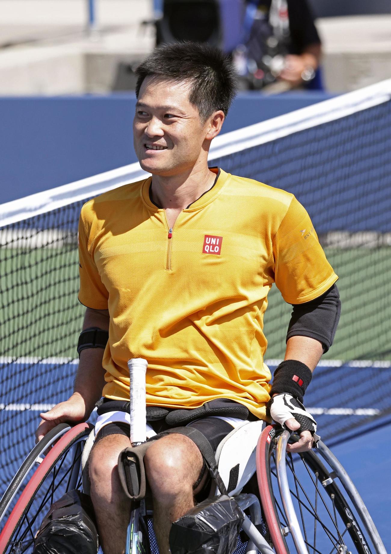 車いすの部男子シングルス準々決勝を突破し、笑顔の国枝慎吾（共同）