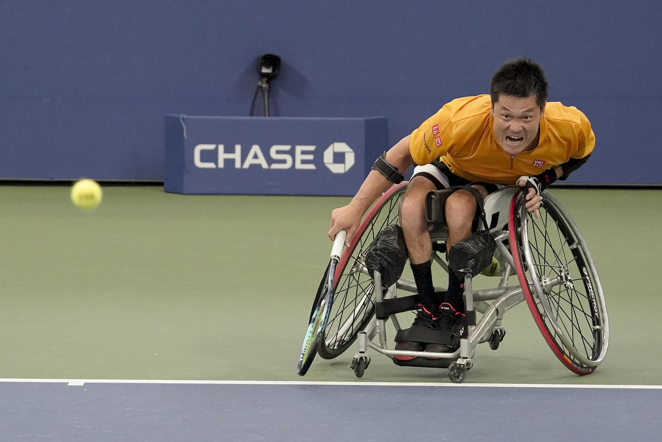アルフィー・ヒューエットと対戦する国枝慎吾（AP）